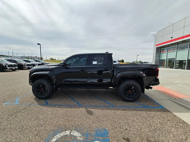 2026 Toyota Tacoma TRD Pro - Photo 9