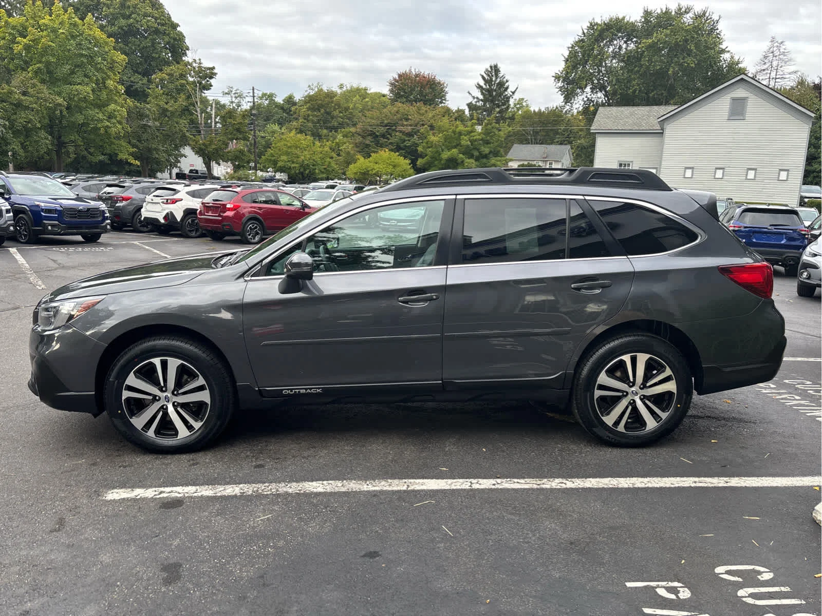 Used 2018 Magnetite Gray Metallic Subaru Limited image 6