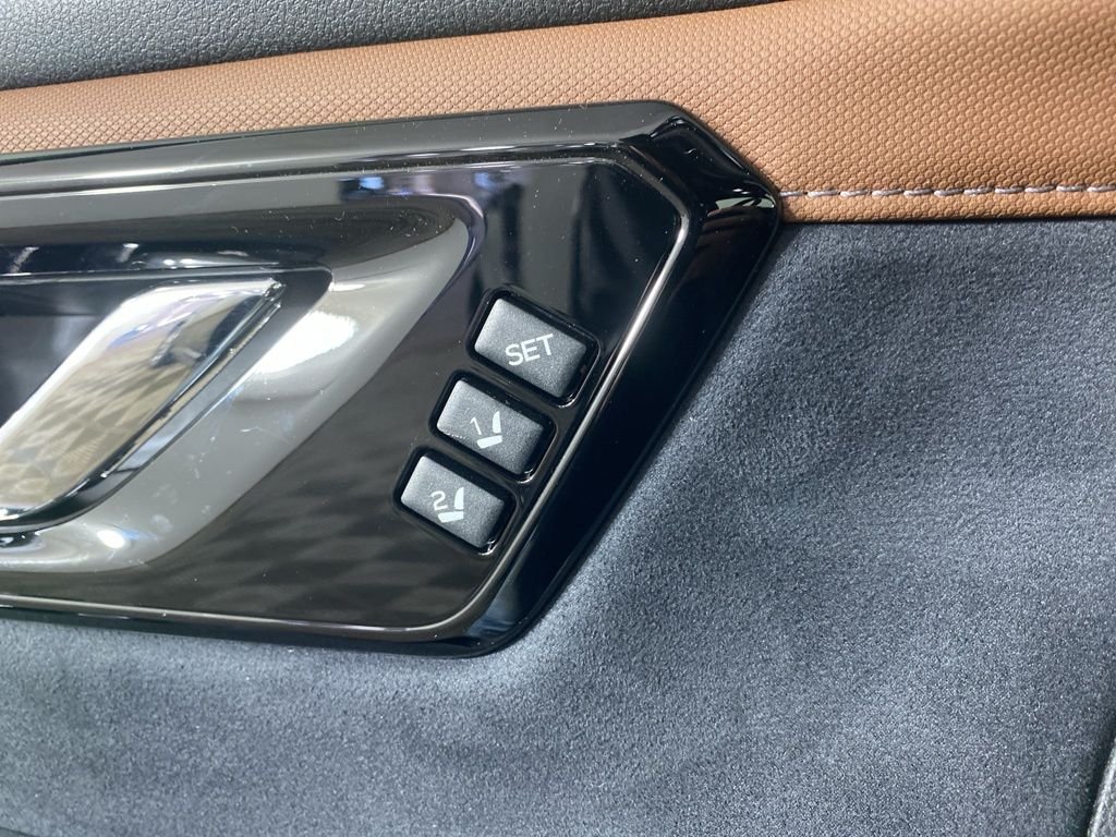 2025 Subaru Forester Touring - Photo 25