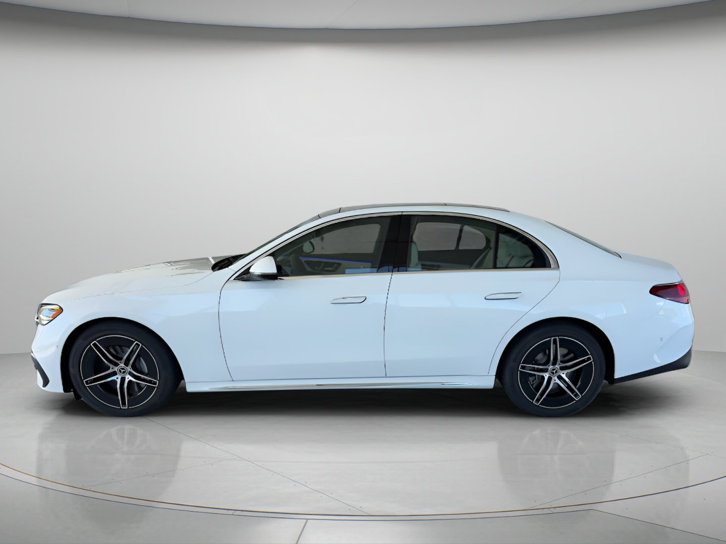 Certified Used 2026 Polar White Mercedes-Benz E 450 image 2