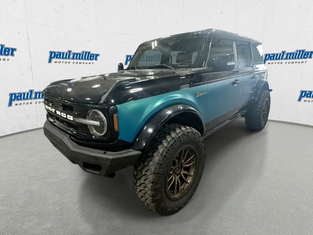 Used 2025 Black Ford Outer Banks image 1