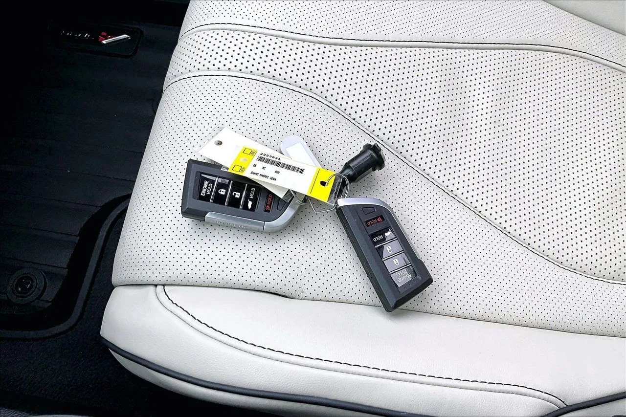 Certified Used 2025  Acura A-Spec Advance Package image 33