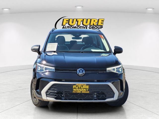 Used 2025 Black Volkswagen 1.5T S image 2