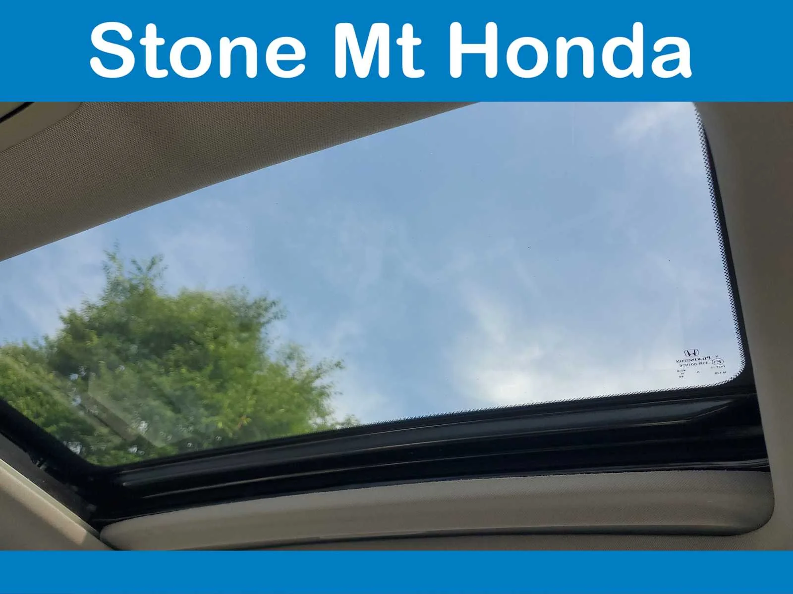 Used 2015 Obsidian Blue Pearl Honda EX-L image 32
