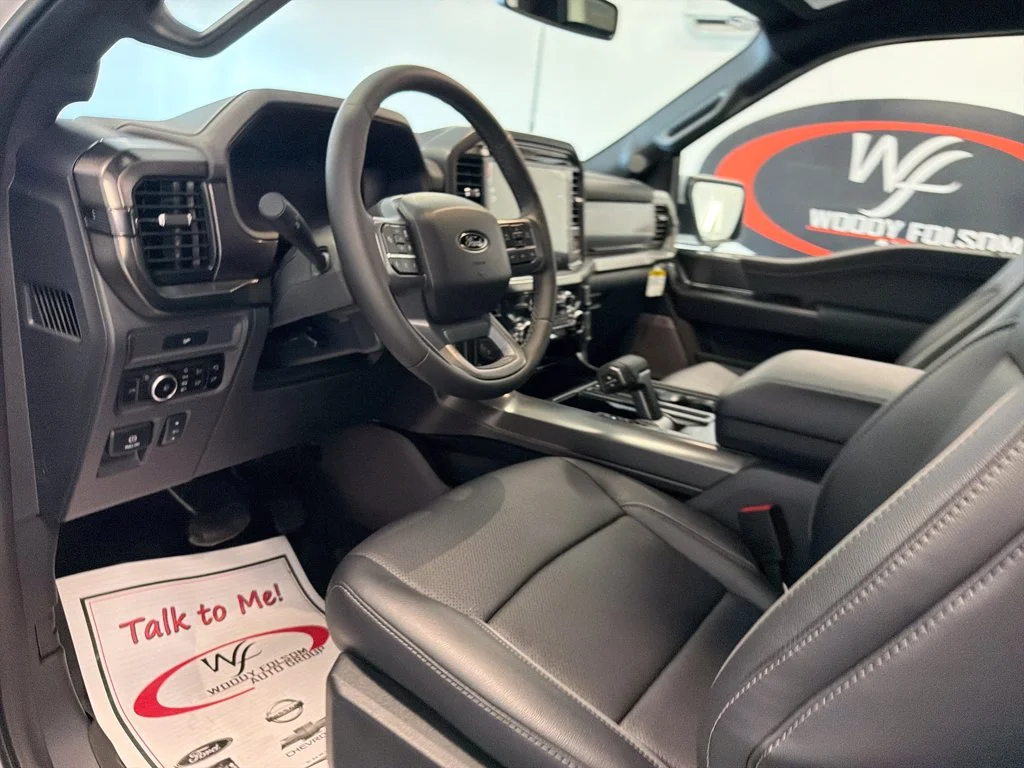 New 2026 Oxford White Ford Lariat® image 12