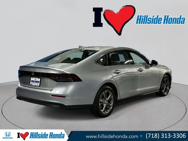 Certified Used 2024 Solar Silver Metallic Honda 1.5T EX image 5