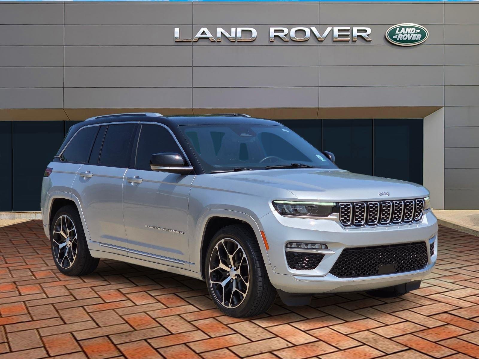 Used 2022 Silver Zynith Jeep Summit Reserve image 3