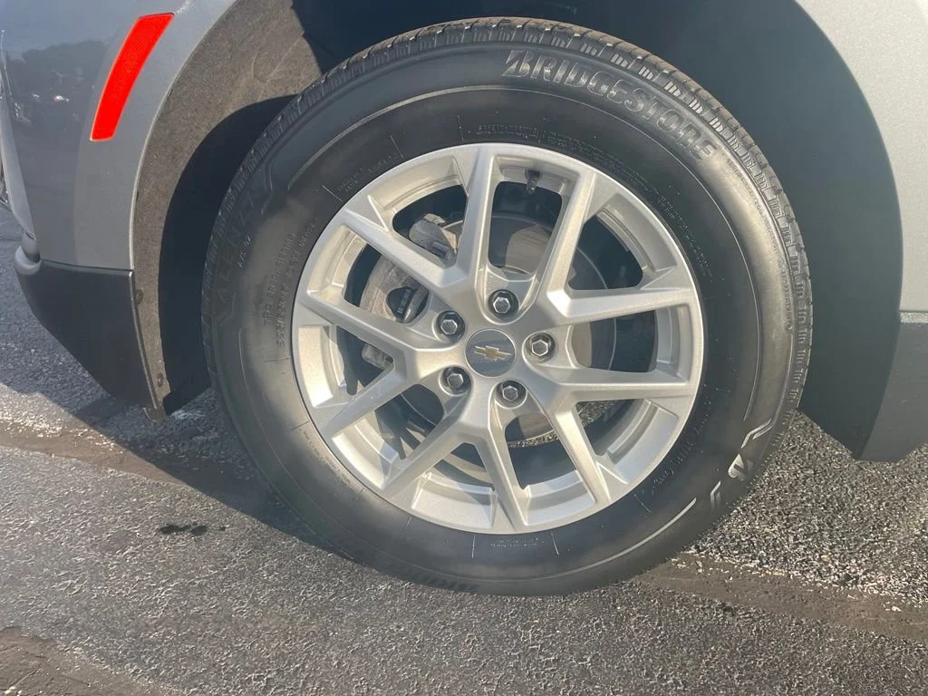 Used 2024 Sterling Gray Metallic Chevrolet LT image 9