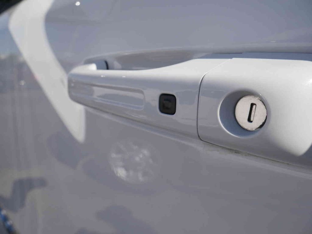 Certified Used 2022 White Ram Laramie image 13