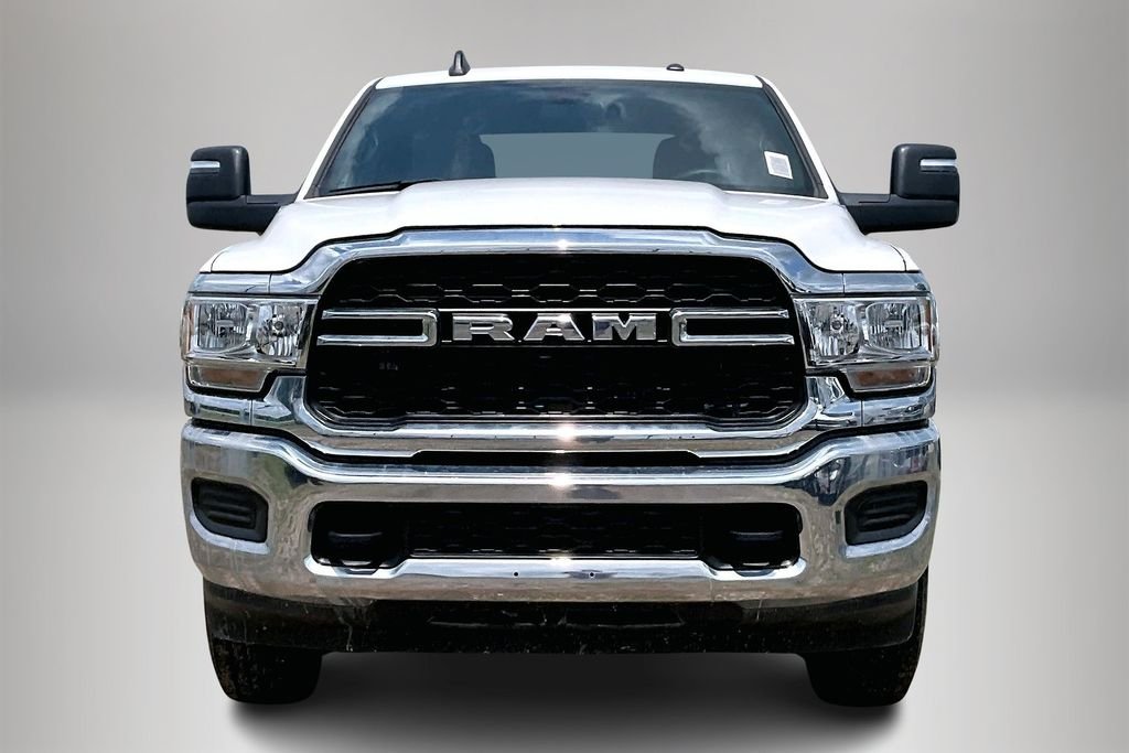 New 2024 Ram 3500 Tradesman 4D Crew Cab