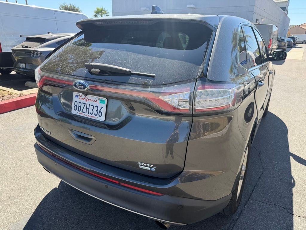 Used 2018 Gray Ford SEL image 9