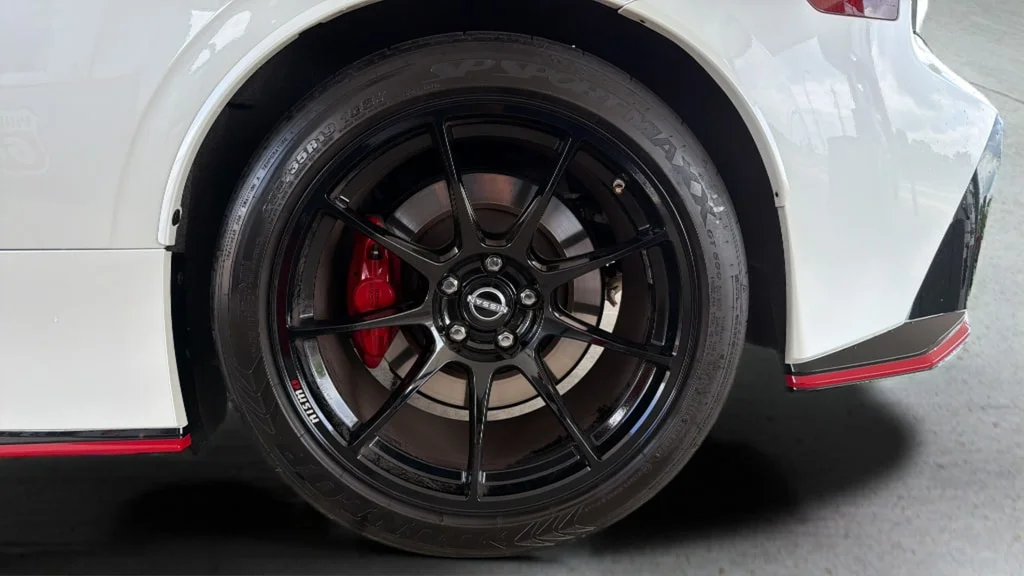 Used 2024 Everest White Pearl Tricoat Super Black Nissan NISMO image 23