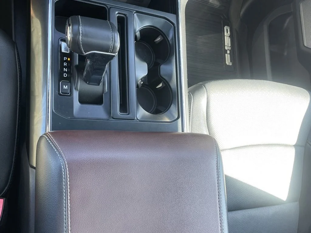 Used 2022 Iconic Silver Metallic Ford LARIAT image 24
