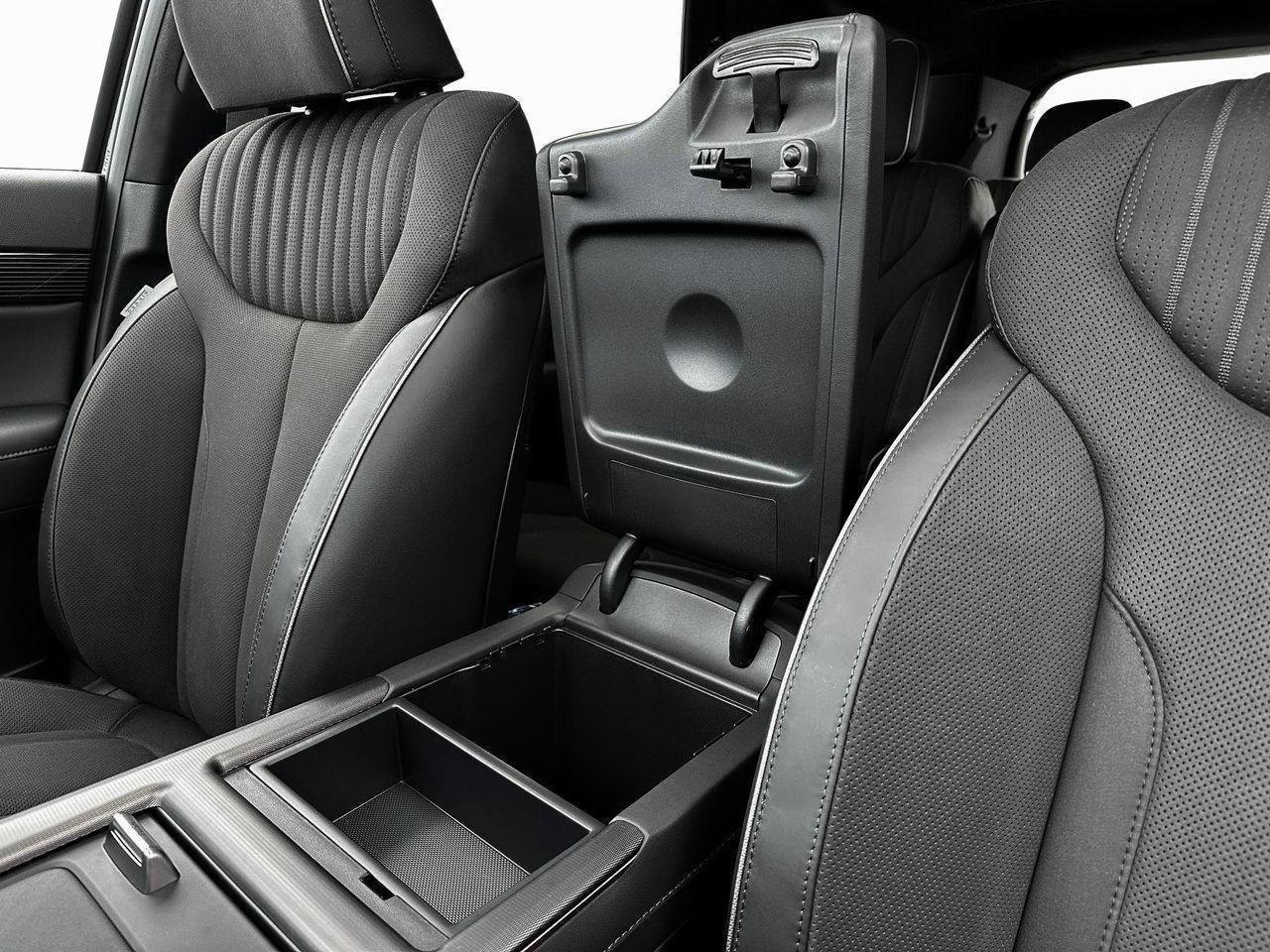 2025 Hyundai Palisade Calligraphy Night Edition - Photo 18