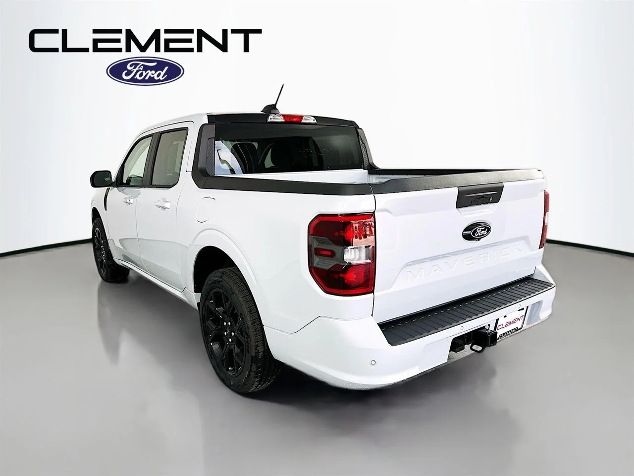 New 2026 Space White Metallic Ford Lobo™ image 40
