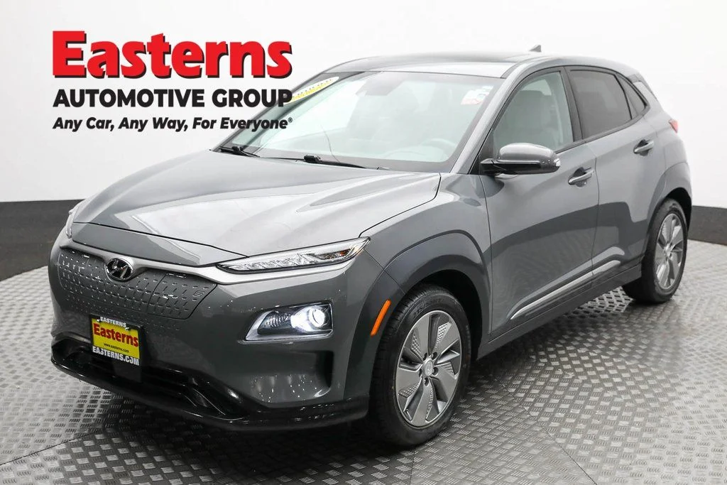 Used 2021 Gray Hyundai Ultimate image 1
