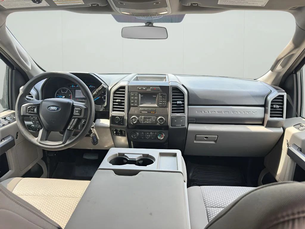 Used 2019 Oxford White Ford XLT image 18