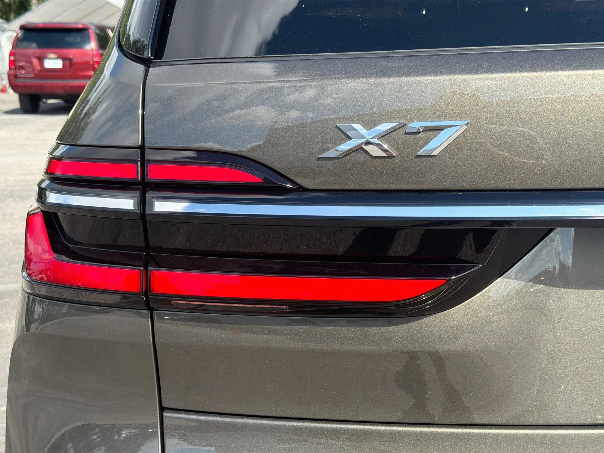 New 2027 Manhattan Green Metallic BMW xDrive40i image 10