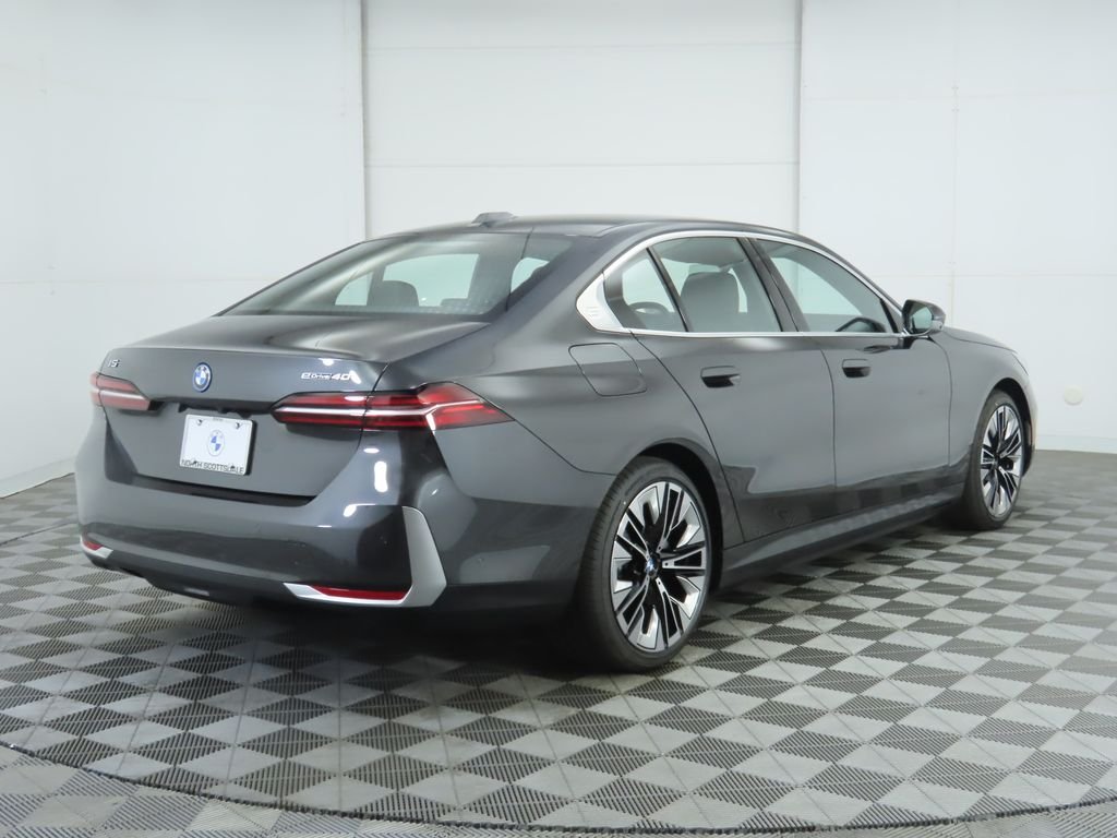 2026 BMW i5 40 - Photo 6