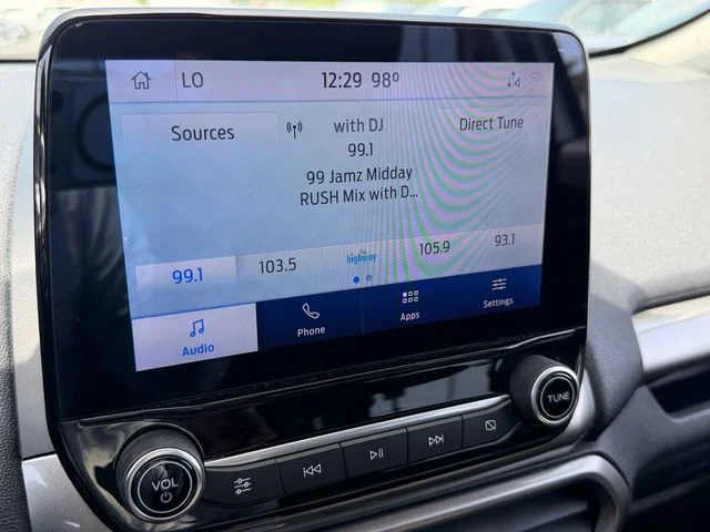 Used 2021 White Ford SE image 19