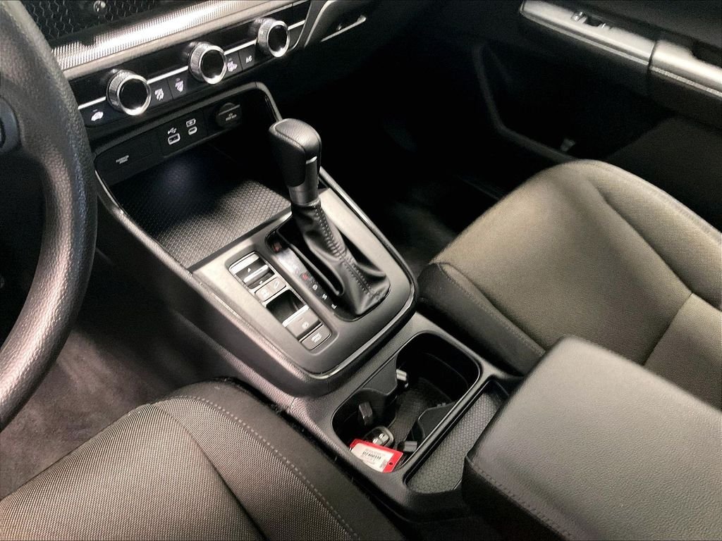 Used 2025 Silver Honda EX image 19