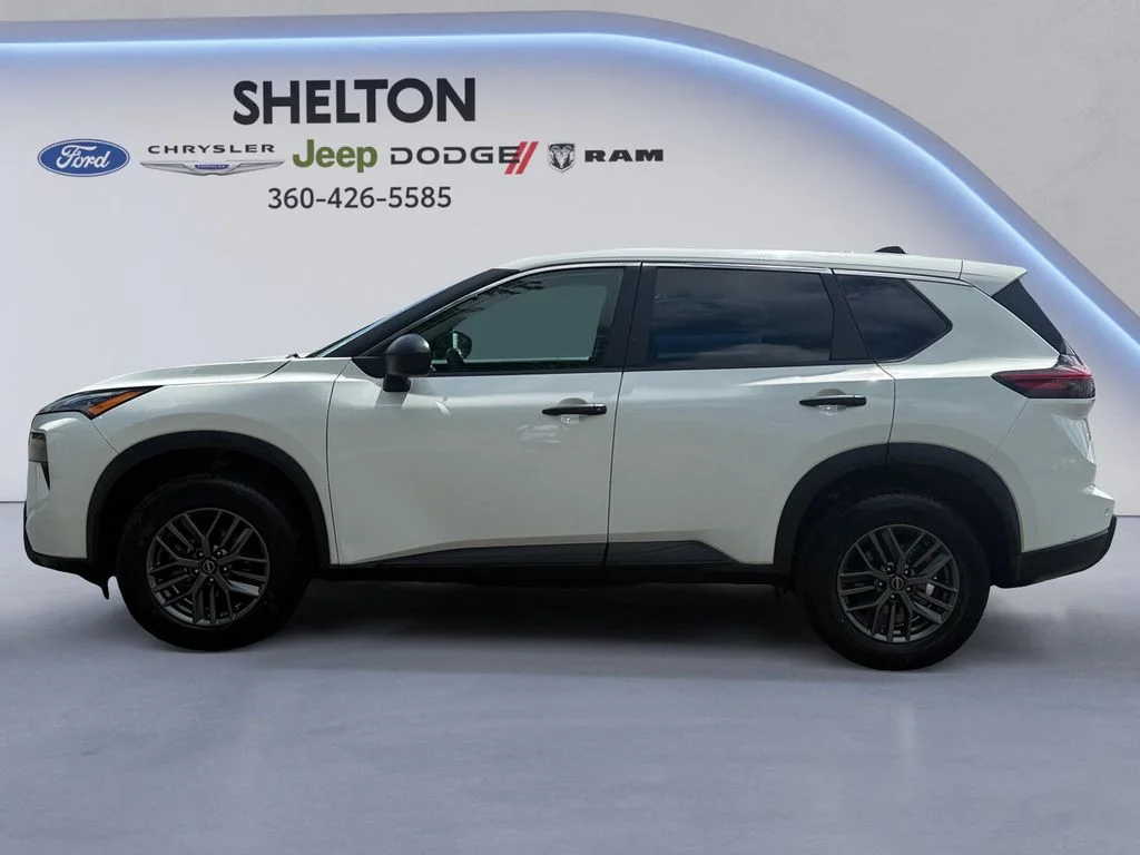 Used 2024 Glacier White Nissan S image 3