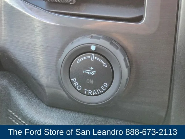 2025 Ford F-150 Lightning Flash - Photo 18