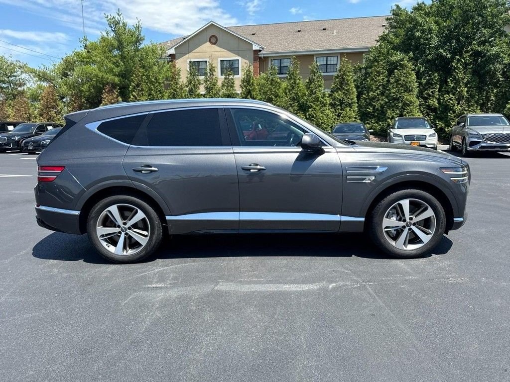 Used 2021 Himalayan Gray Genesis 3.5T image 2