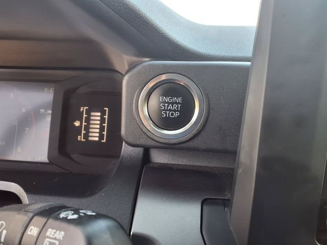 Used 2025  Toyota SR5 image 14
