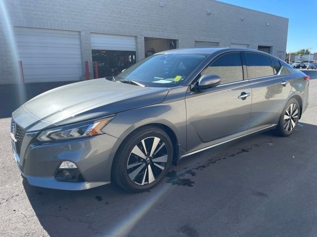 Used 2021 Gray Nissan 2.5 SL image 3