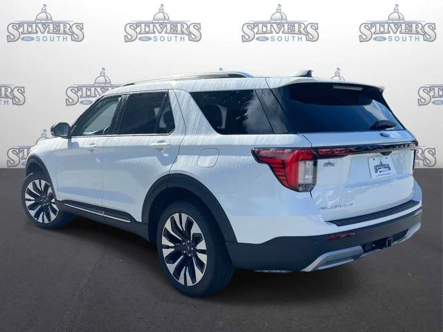 New 2026 White Ford Platinum image 4
