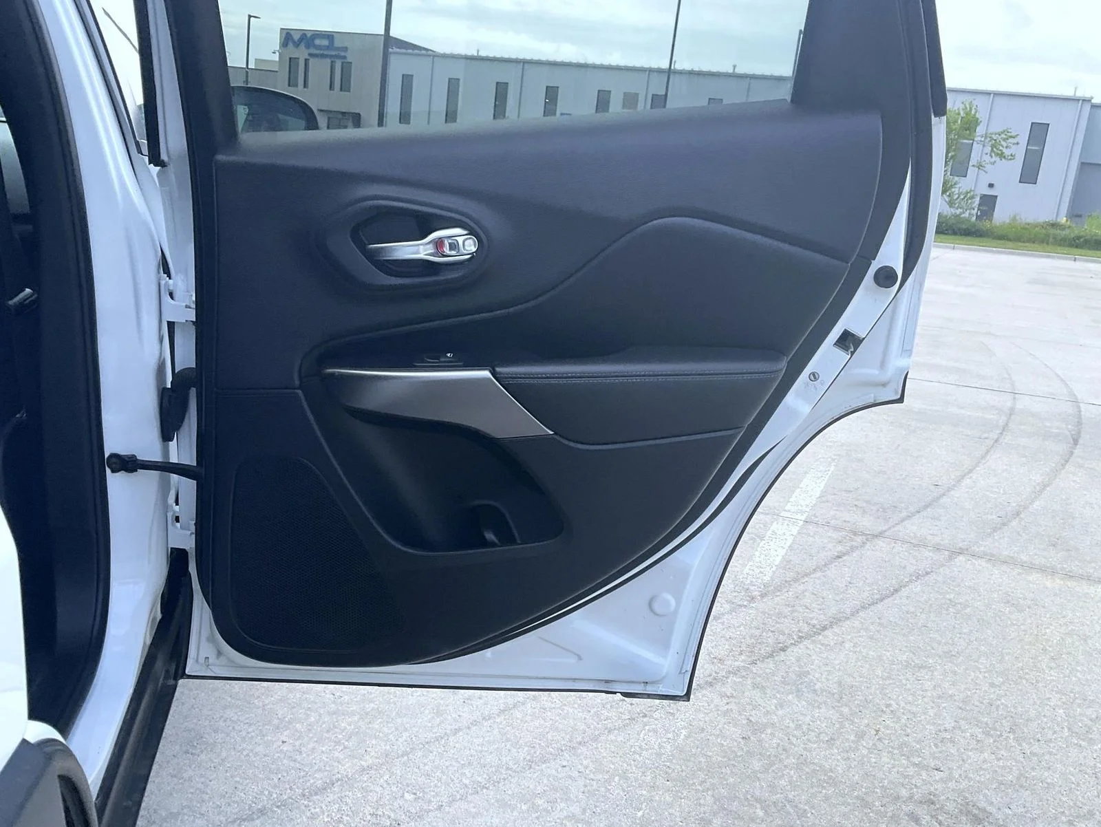Used 2020 White Jeep Limited image 18