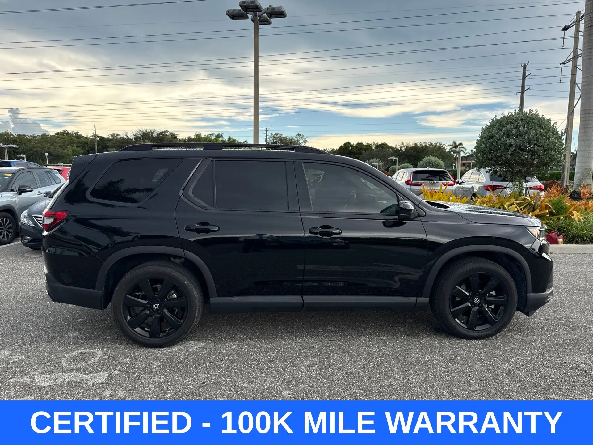 Certified Used 2025  Honda Black Edition image 6