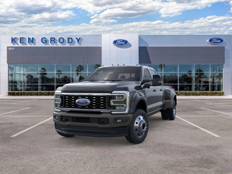 New 2026 Agate Black Metallic Ford King Ranch image 3