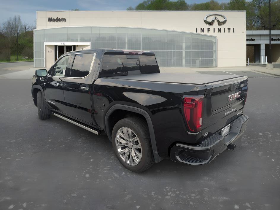 Used 2024 Onyx Black GMC Denali image 5