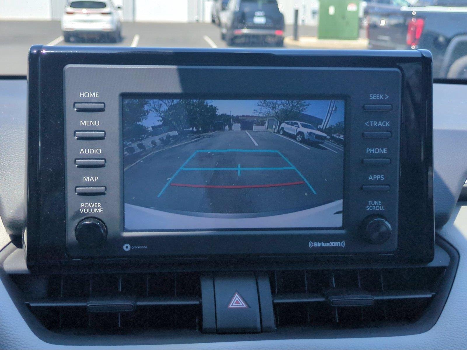 Used 2022 White TOYOTA  image 26