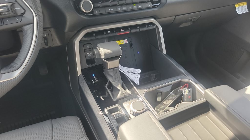 2026 Toyota Tundra SR5 - Photo 15