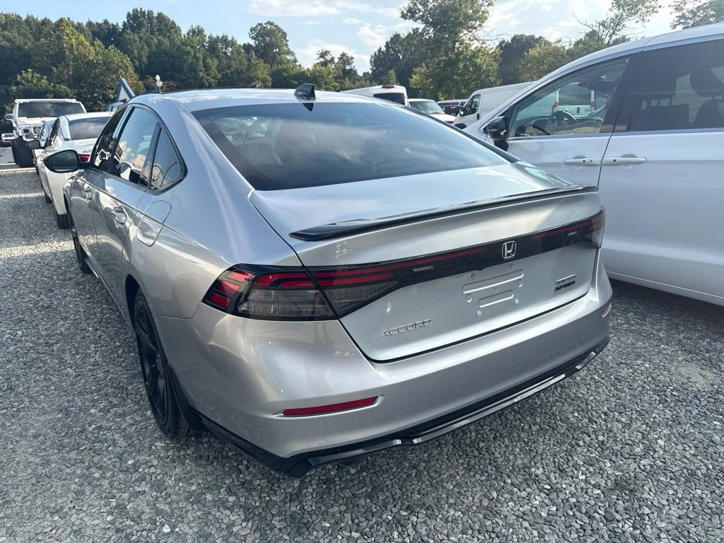 Used 2024 Silver Honda Sport-L image 5