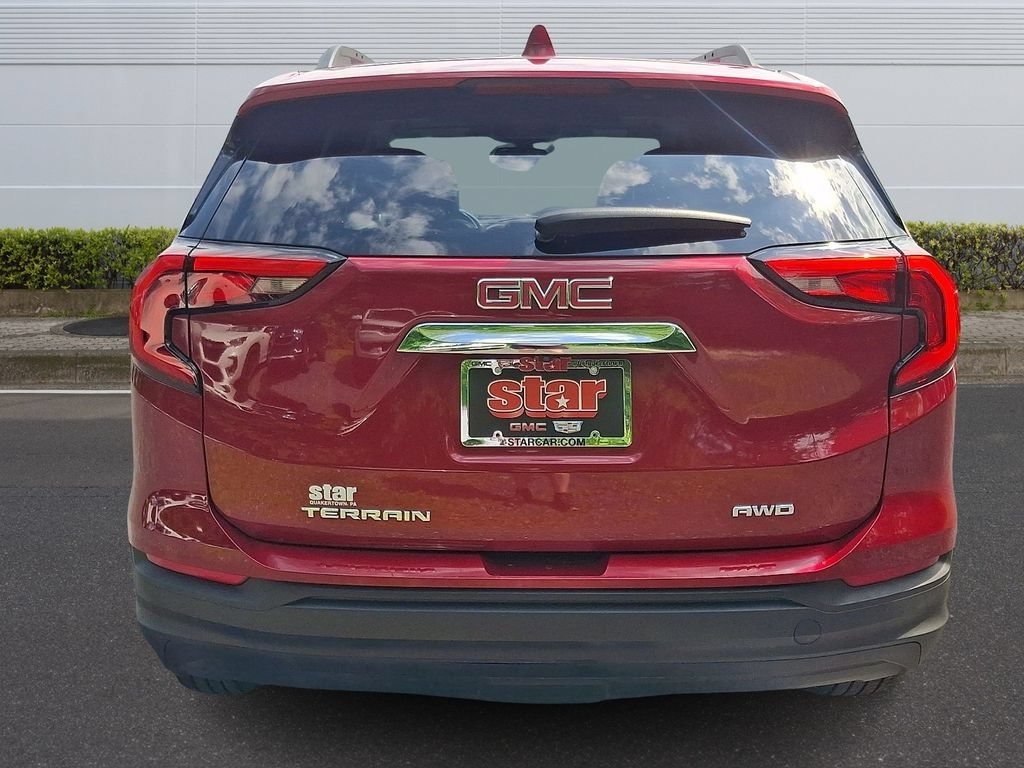 Certified Used 2018 RED QUARTZ TINTCOAT GMC SLE image 6