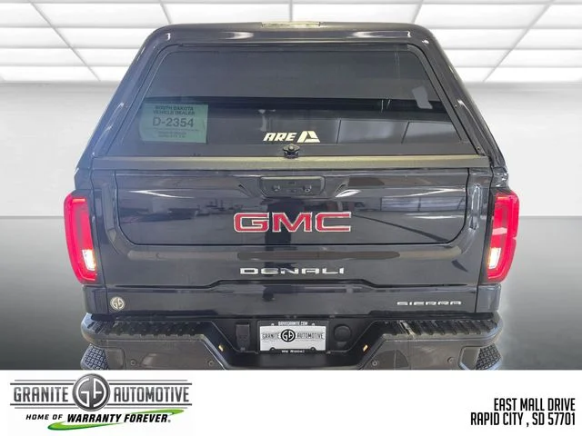Used 2024 Silver GMC Denali image 4