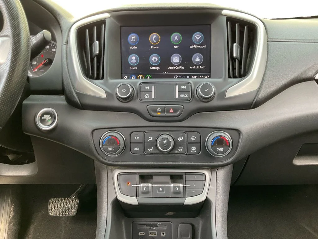 Used 2023 White GMC SLE image 12