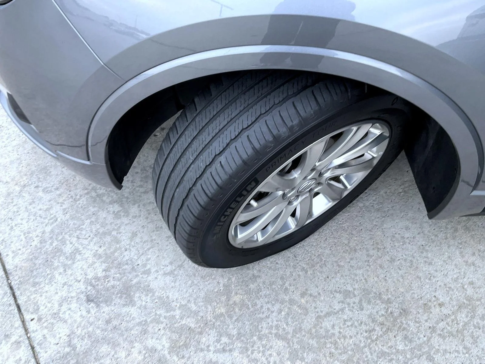Used 2020 Gray Buick Essence image 23