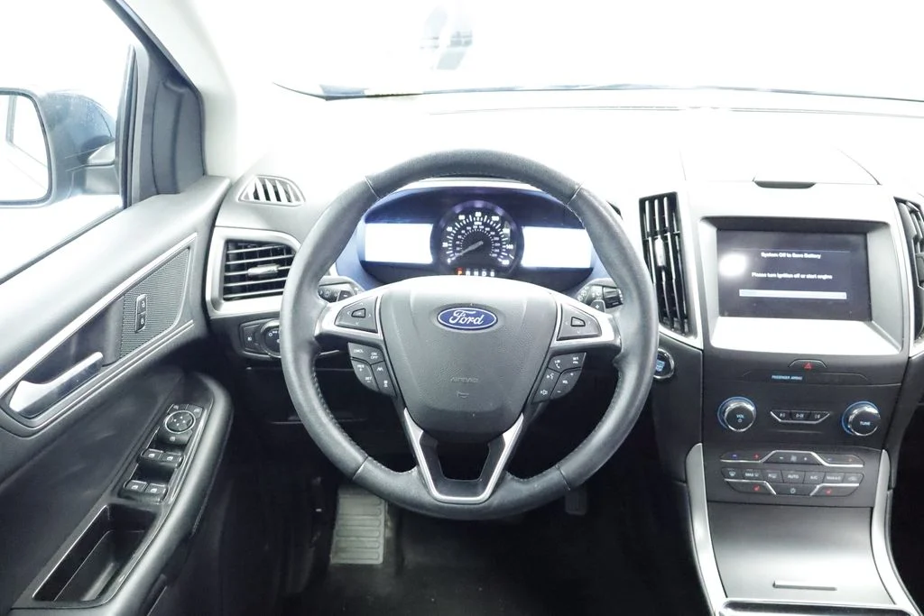 Used 2019 Green Ford SEL image 14