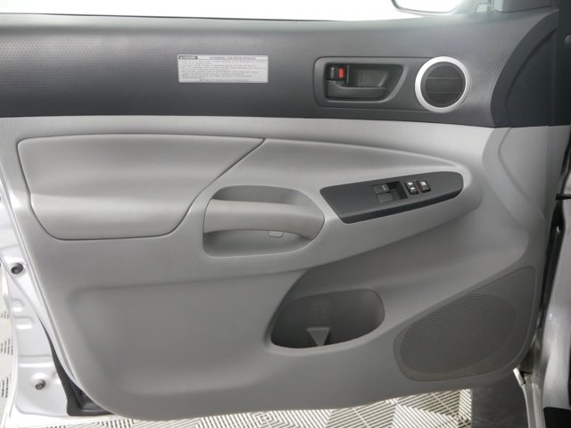 Used 2013 Silver Streak Metallic Toyota Extended Cab TRD Off-Road w/ Extra Value Pkg image 8
