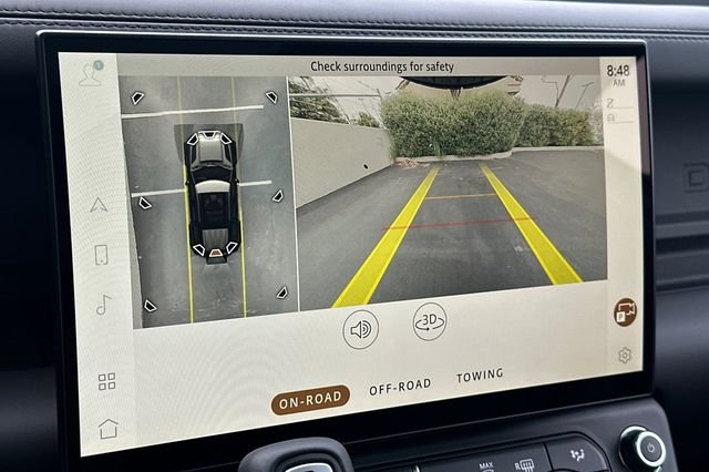 New 2026 Santorini Black Land Rover X-Dynamic SE image 18