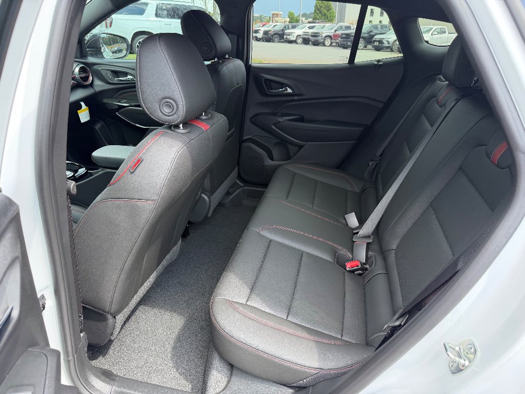 2026 Chevrolet Trax RS - Photo 16