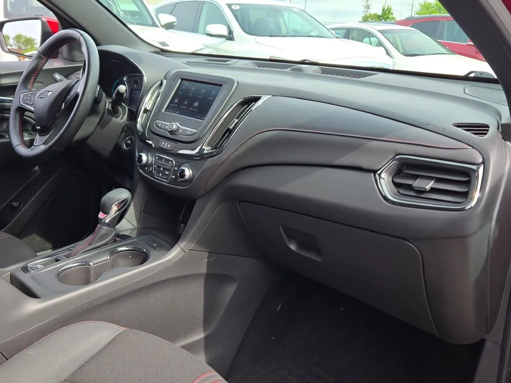 Used 2023 Red Chevrolet RS image 9