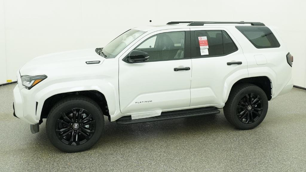 New 2026 Wind Chill Pearl Toyota Platinum image 9