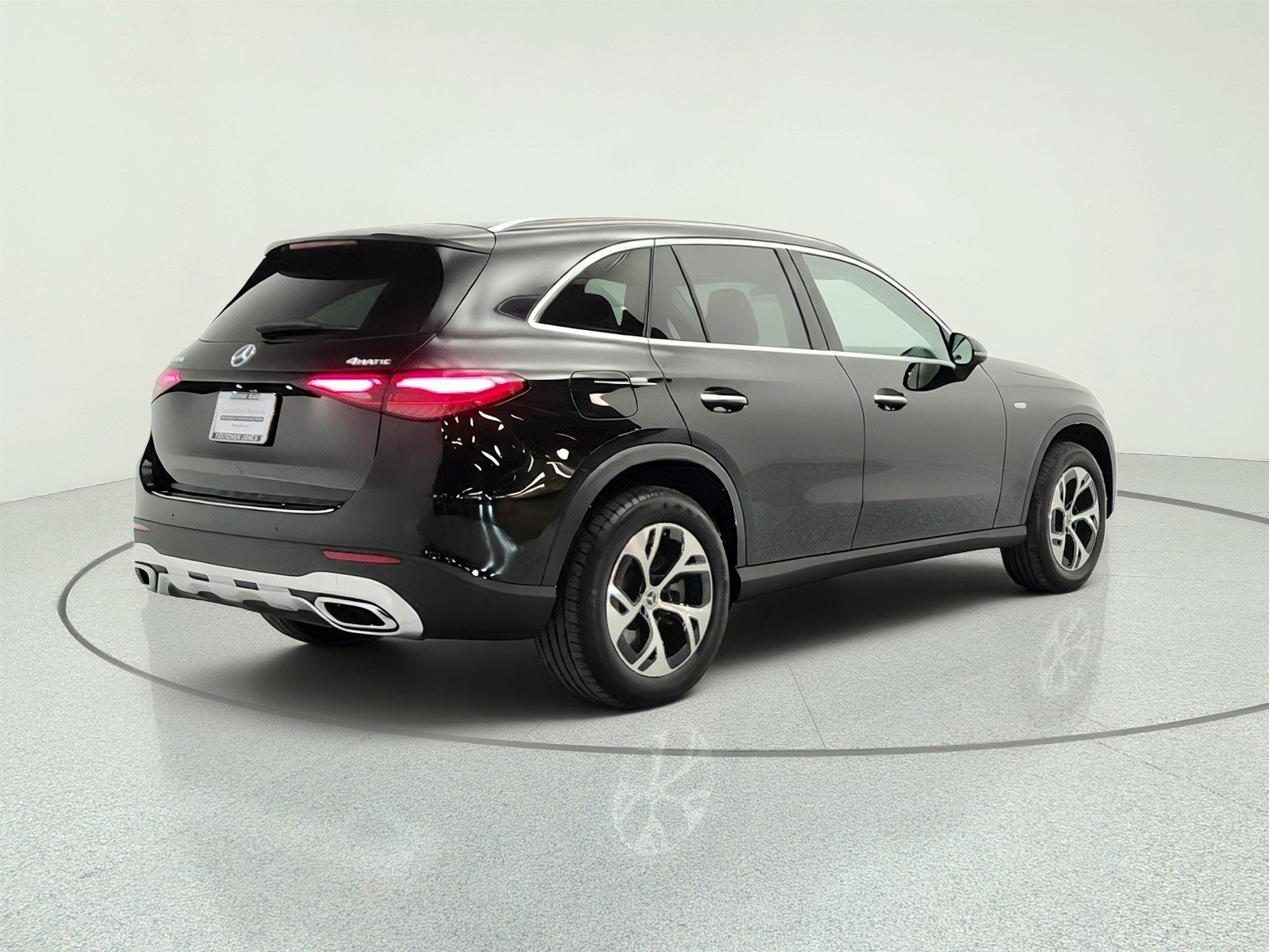 Used 2025 Black Mercedes-Benz GLC 350e 4MATIC® SUV image 5