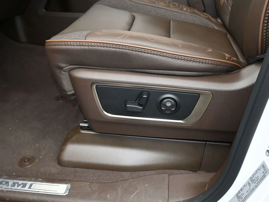 New 2026 Bright White Clearcoat RAM Limited image 17
